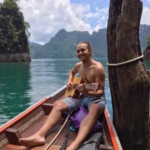 Meet your Posher, Andrew